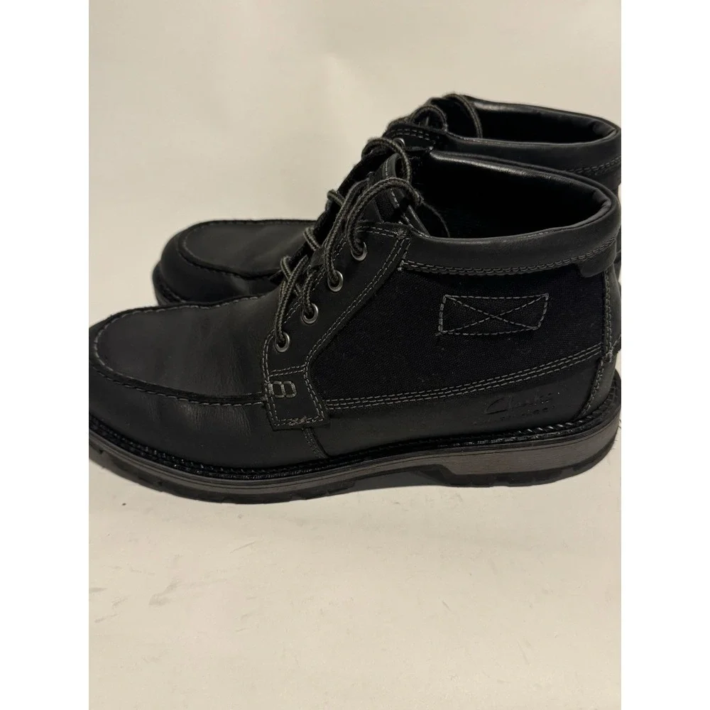 Clarks Maplewalk Moc Boot / Size 9.5 Mens US / Black / Leather